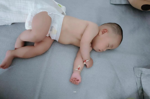 锡林郭勒怀孕肚子撑的难受